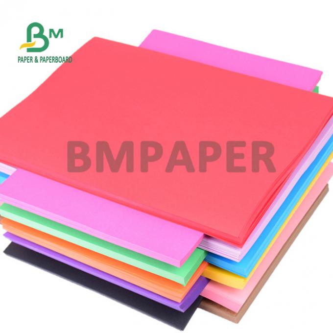 220gsm unbeschichteter bunter Bristol Cardboard For DIY macht glatte Oberfläche in Handarbeit