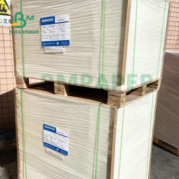 Doppelseitiges unbeschichtetes 0.7mm Absorptionsmittel-Papierkarte für Kaffee-Küstenmotorschiff 460 x 610mm