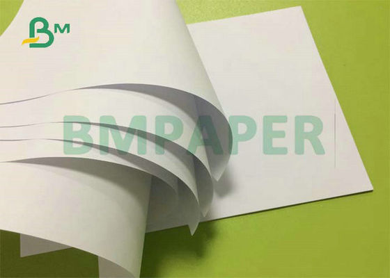 Hallo-sperrige Creme und weißes Farbebuch-Papier mit unterschiedlicher Stärke