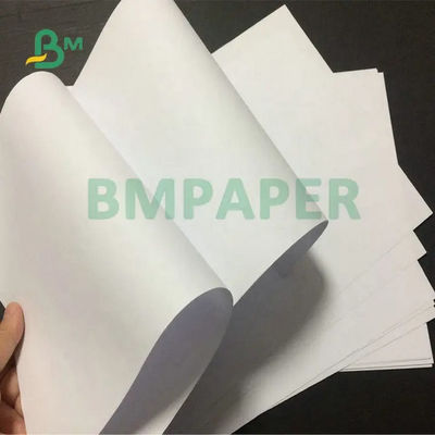 70# 80# bereiten weiße Offsetdruck-Papier-Spule für den Druck von Buch 23 x 35inches auf