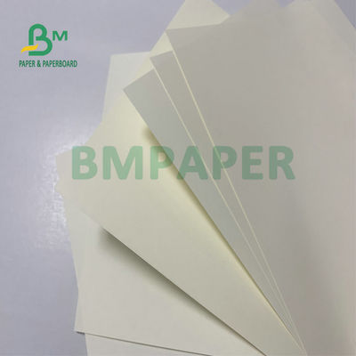 Unbeschichtete Papier-50g 60g glatte Oberflächenelfenbein-Farbe hohe Masse Holzfrei