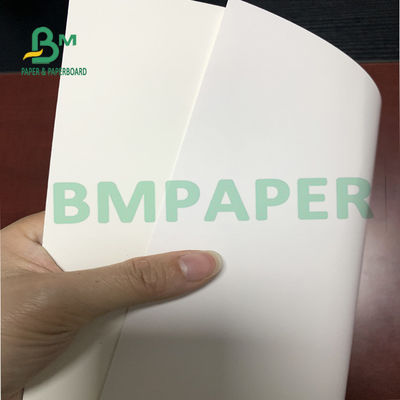 Jungfrau-Holzschliff-weißes Papppapier-Blatt glatt für Einladungs-Karte 610mm x 860mm