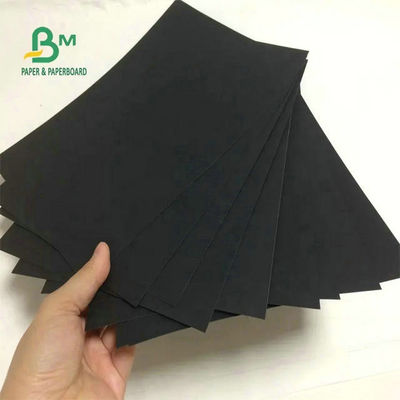 Unbeschichtetes schwarzes Abdeckungs-Buchbindungs-Brett-Blatt 950 x 1300mm 300gr 350gr 400gr