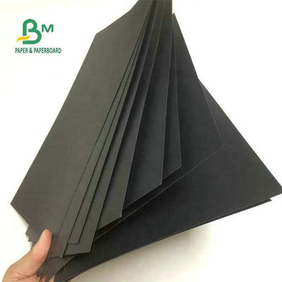 Unbeschichtetes schwarzes Abdeckungs-Buchbindungs-Brett-Blatt 950 x 1300mm 300gr 350gr 400gr