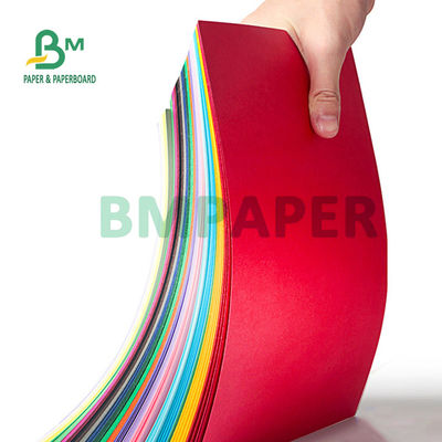 220gsm unbeschichteter farbiger Bristol Board For DIY macht glatte Oberfläche in Handarbeit