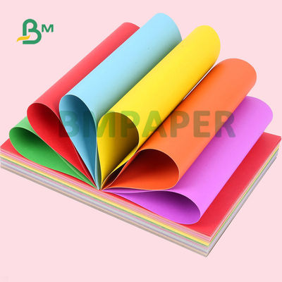 220gsm unbeschichteter farbiger Bristol Board For DIY macht glatte Oberfläche in Handarbeit