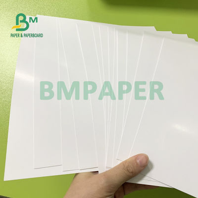 Doppelte Seiten beschichteten glattes Abdeckungs-Papier 250gsm 300gsm 70cm x 100cm