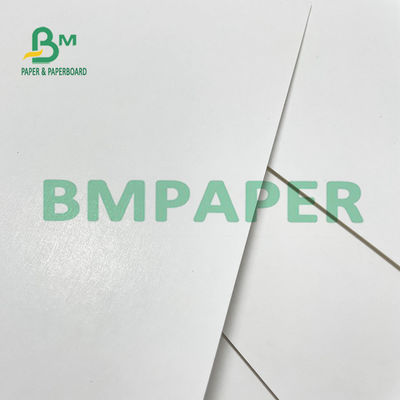 Der weiße zwei Seiten-überzogene Glanz lamellierte Karten-Papier 2mm für kosmetischen Kasten