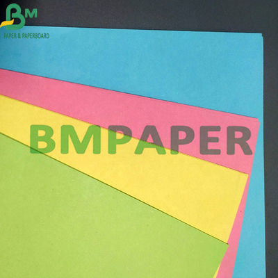 Zwei Seiten-bedruckbare farbige Pappblätter für Handwerk Soem