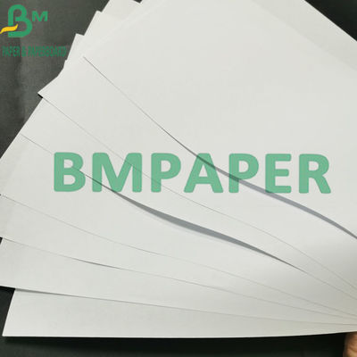 Papier-Rollenhoher Weiße-Offsetdruck 60g 70g unbeschichtetes weißes Bondfür Broschüren