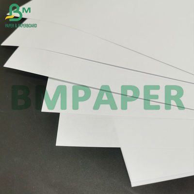 unbeschichtetes Woodfree weißes Bondtext-Papier 60# 70# 80# 100#LB für Offsetdruck und Buchschreiben in 50gsm zu 300gsm