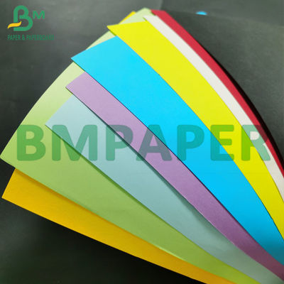 80GSM 110GSM Buntes Verpackungskraftpapier Farbiges Bristol-Kraftpapier für Taschen