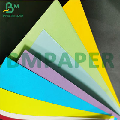 90g 110g färbte Papier-Bristol Paper Board Packing Kraft-Papier