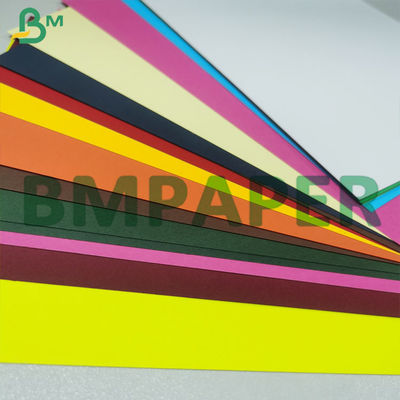110g 180g färbte Bristol Paper Board Wrapping Kraft-Papier