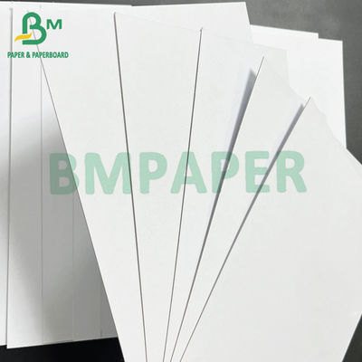 1 mm, 540 g/m², weißer Karton, beidseitig weiß beschichteter Duplexkarton
