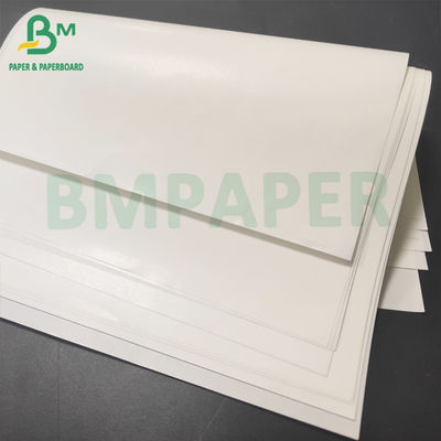 Weißes und metallisiertes Papier für den Druck von Bierflaschenetiketten