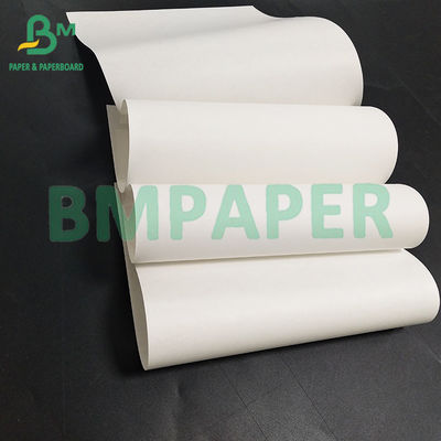 70GSM Weiße Kraftpapierrolle für Umschläge mit einer Breite von 1100 cm