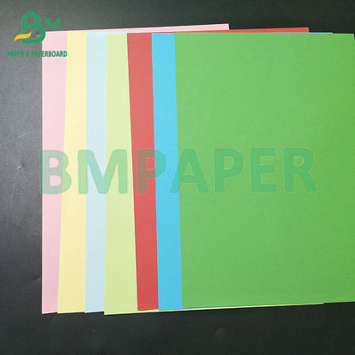 Papier für den Postdruck mit hoher Glättlichkeit und Opacität
