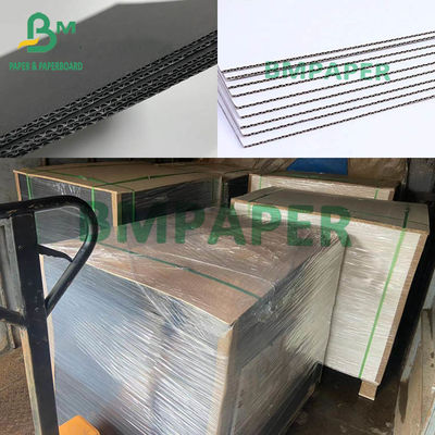 Schwarz/Weiß Walzkartonblatt 3 Schichten Vollfarb F Flötenplatte 700mm X 1000mm