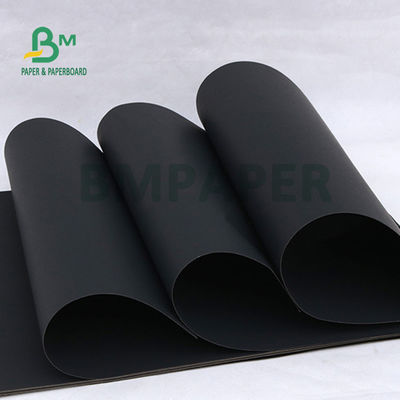 Schwarze Kraftpapierkarte für Fotoraum 70 x 100 cm Faltebeständig