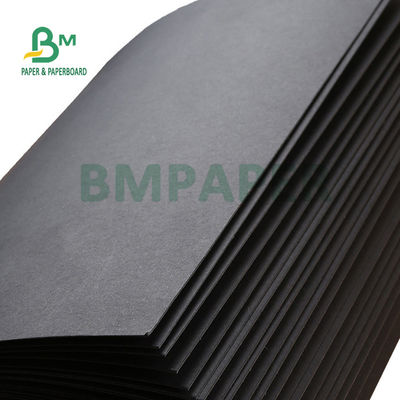 Schwarze Kraftpapierkarte für Fotoraum 70 x 100 cm Faltebeständig