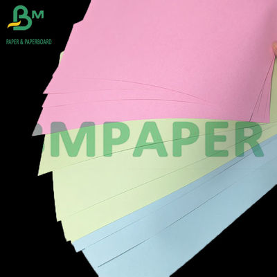 160g 180g A4 Farbkunstpapier Farbiges Offset-Stockkarton auf dem Blatt