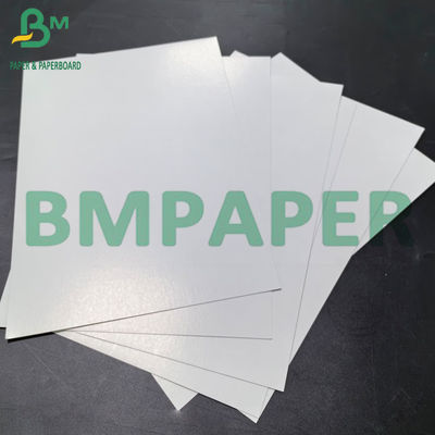 210 - 400 gm Hohe Weißheit 93% C2S Karte Zwei Seiten beschichtetes Papier für Broschüren