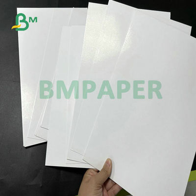 8.5 x 17 Zoll 93% Hohe Weißheit Öko-freundliche Offset-Druck doppelseitig beschichtet glänzendes Kunstpapier für Broschüren