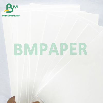 24 lb 32 lb glatte, unbeschichtete, natürliche weiße Papierblende Jumbo Roll