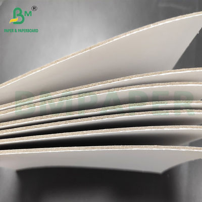 1.1 mm 1,2 mm Weißes Chipboard mit mittlerem Gewicht Papierblätter weiß auf beiden Seiten