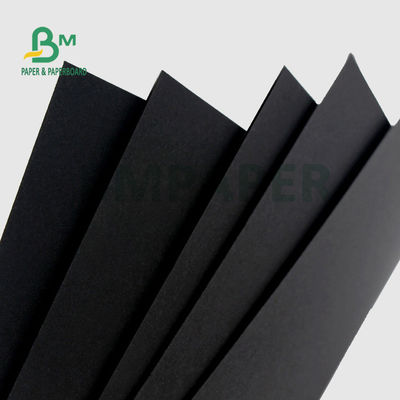 300 gm 350 gm Einheitliches schwarzes Papier für Aufhängetags 70 x 100 cm Hohe Steifigkeit