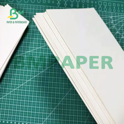 0.7 - 1,4 mm weißes Absorptionspapier zum Schutz von Tischen