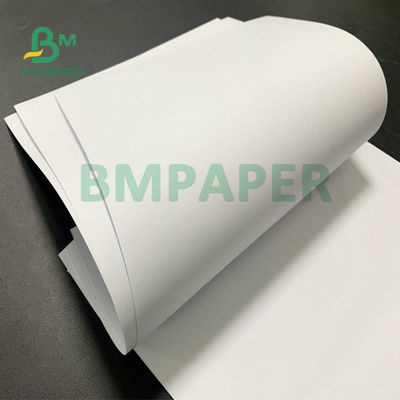 Hochweißes Holzfreies Papier 50gm 60gm zur Herstellung von Notebooks 28 x 40 Zoll