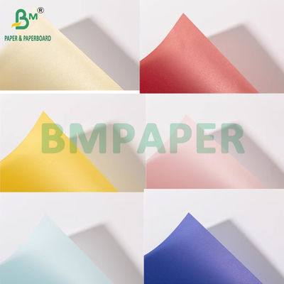 110gm Farbspurenpapier 787mm X 1092mm Halbtransparentes Perlgefärbtes Gold-Sliverpapier