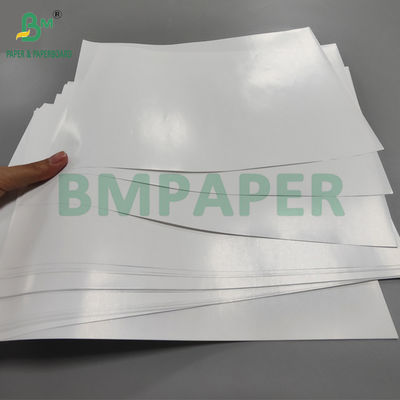 80gm einseitig beschichtetes glänzendes weißes Kunstpapier für Aufkleber 65 x 95cm