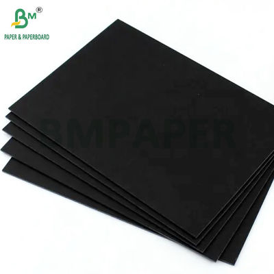 400GSM Schwarzes Papier für Fotoalbum 700 X 1000 mm gute Festigkeit Jungfruchtzellstoff