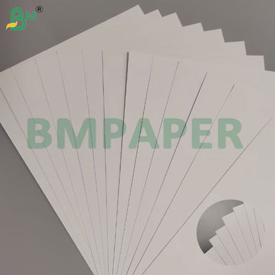 787 * 1092 mm unbeschichtetes Holzfreies Papier Jungfrau Holzpapier Jumo-Blatt