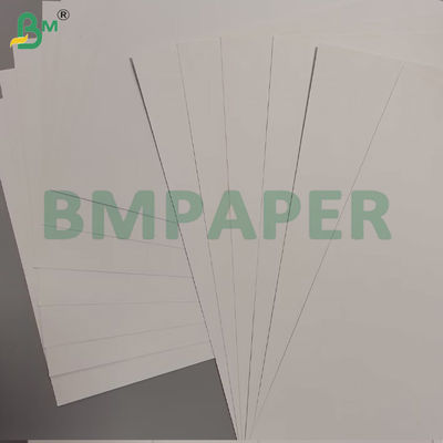 70 * 100cm nicht beschichtetes Bindungspapier Offset-Druck mit hoher Helligkeit