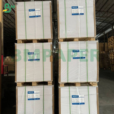 310gm Lichtdichtes Schwarzes Kern Poker Papierbrett Doppelseitige Beschichtung 70 * 100 cm