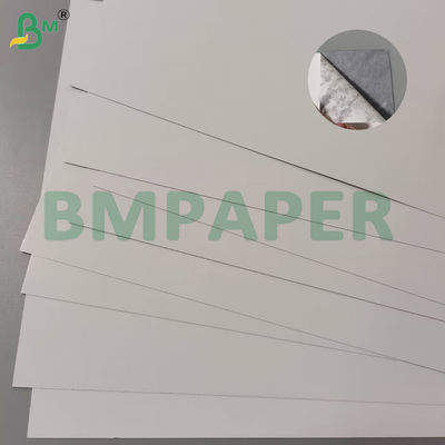 310gm Lichtdichtes Schwarzes Kern Poker Papierbrett Doppelseitige Beschichtung 70 * 100 cm
