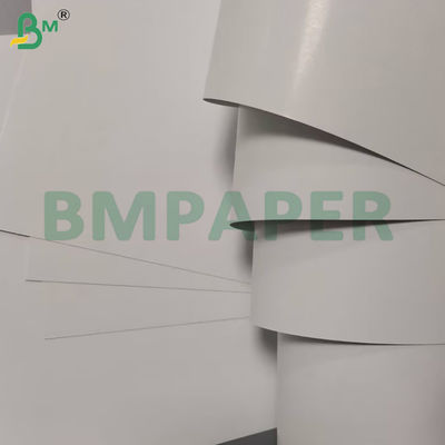 310gm Lichtdichtes Schwarzes Kern Poker Papierbrett Doppelseitige Beschichtung 70 * 100 cm