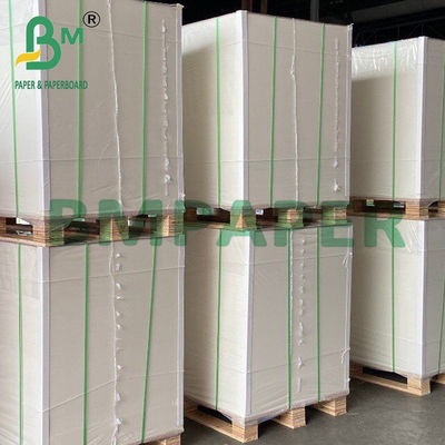 2 mm hochweißes Absorptionspapier unbeschichtet glatte Oberflächenkarte 70 * 100cm