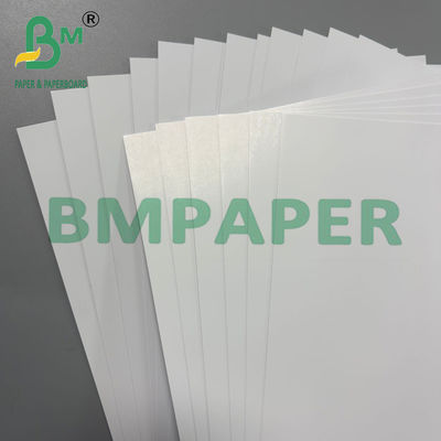 60 Gramm 70 Gramm unbeschichtetes Holzfreies Papier Elfenbein Hohe sperrige Offsetkarte 31*43 Zoll