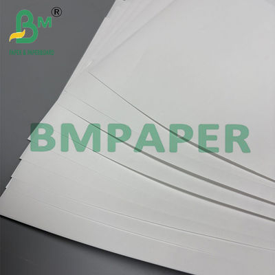 100gm C1S Glanzbeschichtetes Papier Gute Tintabsorptionswirkung Glatte Platte