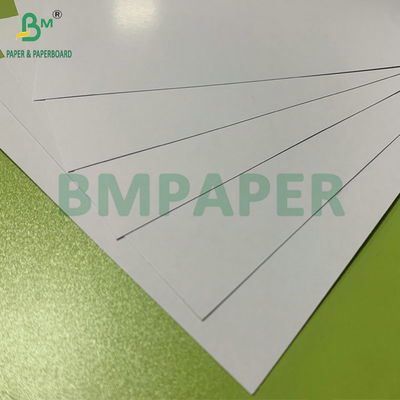 Glatte Textur 310gm 320g Hohe Opacität Schwarzer Kern Pokerpapier