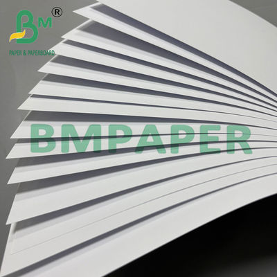 180gm C2S Glanzbeschichtetes Papier Buchdrucker Kunstkarte 70 * 100cm