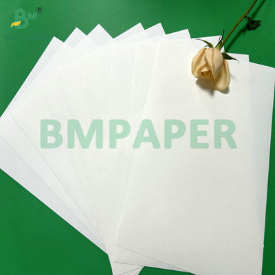 1000 mm 1100 mm 200 g starres weißes Kraftpapier zur Herstellung von Rohrpapierkernen