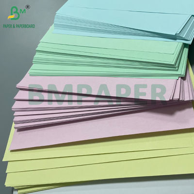 8 1/2 X 11 NCR Kohlenstofffreies Papier 15 lb 20 lb CF Kanarische CB Weiß für den Digitaldruck
