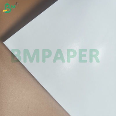 Hochwertiges Spielkartenpapier C2S Glanzbeschichtet Weiß Schwarzer Kern