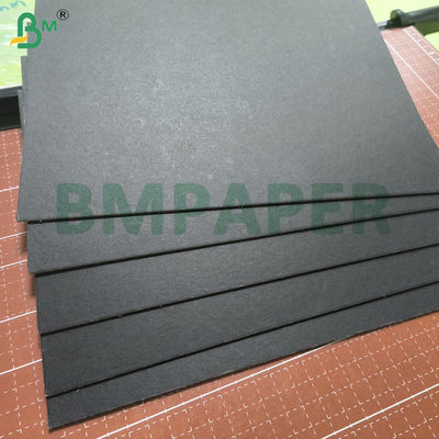 Schwarzes Papier, auf einer Seite 2 mm dick für Verpackungen